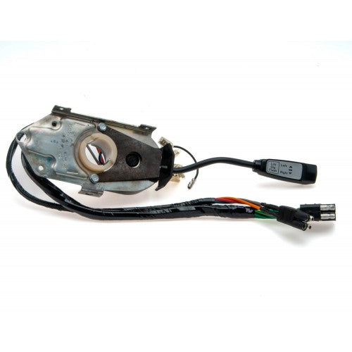 Indicator switch C38904 for Jaguar XJ6 S2 and Daimler Sovereign S2 showing wiring and switch design details.
