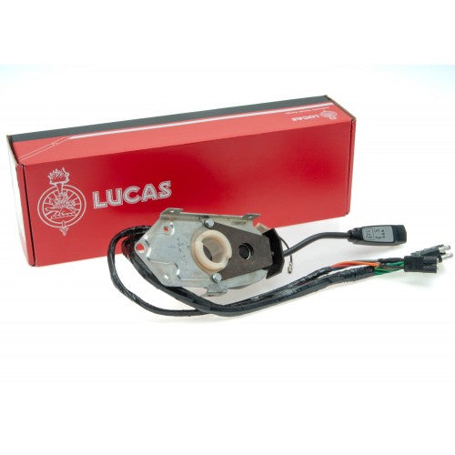 C38904 indicator switch for Jaguar XJ6 S2 and Daimler Sovereign S2, featuring a sleek design and durable construction.