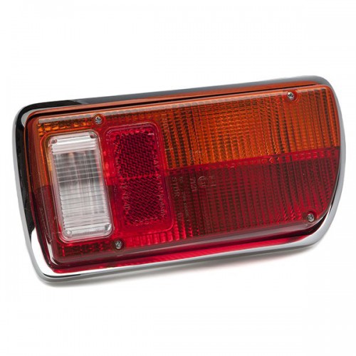 Right-hand rear lamp for Lotus L807/54792 by Classic and Sportscar Spares, showcasing detailed lens and housing design.