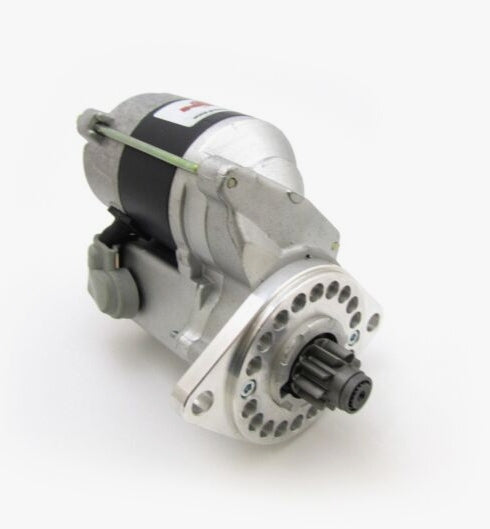 RAC418B starter motor for Lotus Cortina featuring a 135T ring gear, showcasing its design and build quality.