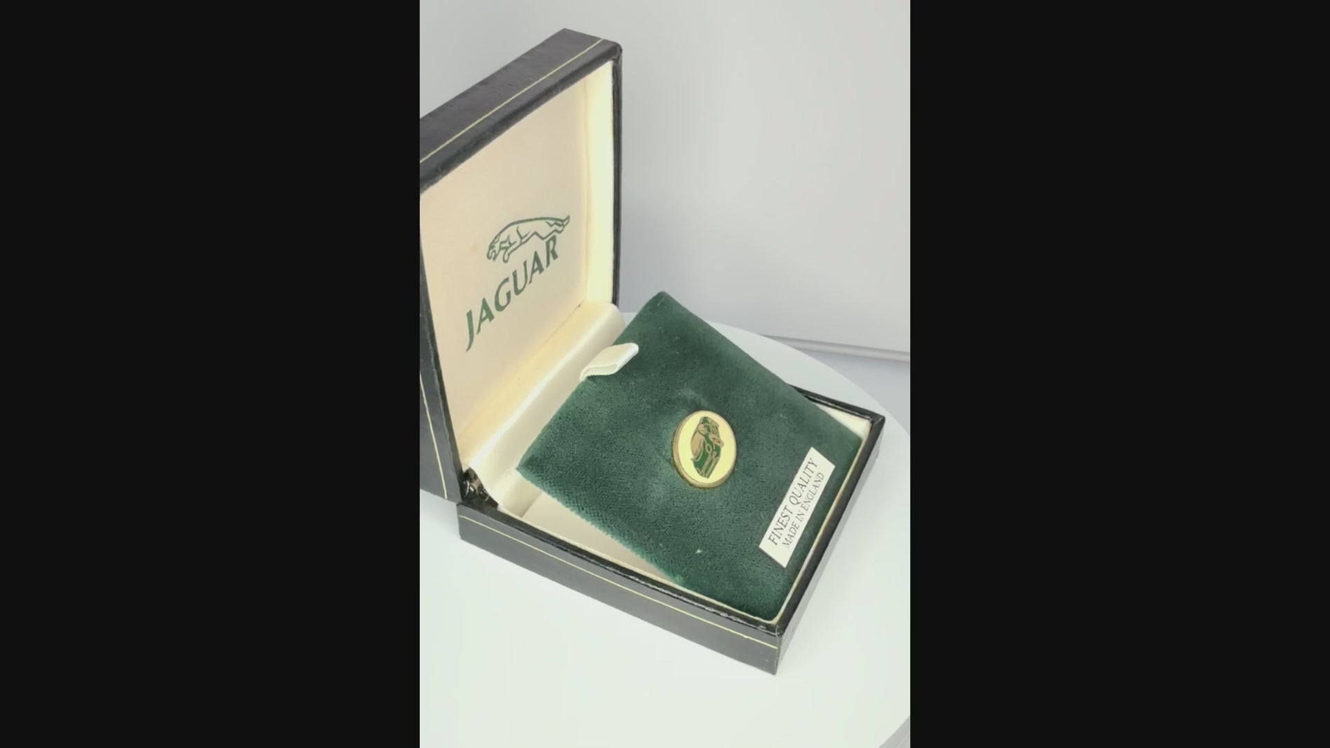 JDLPOW Jaguar Badge